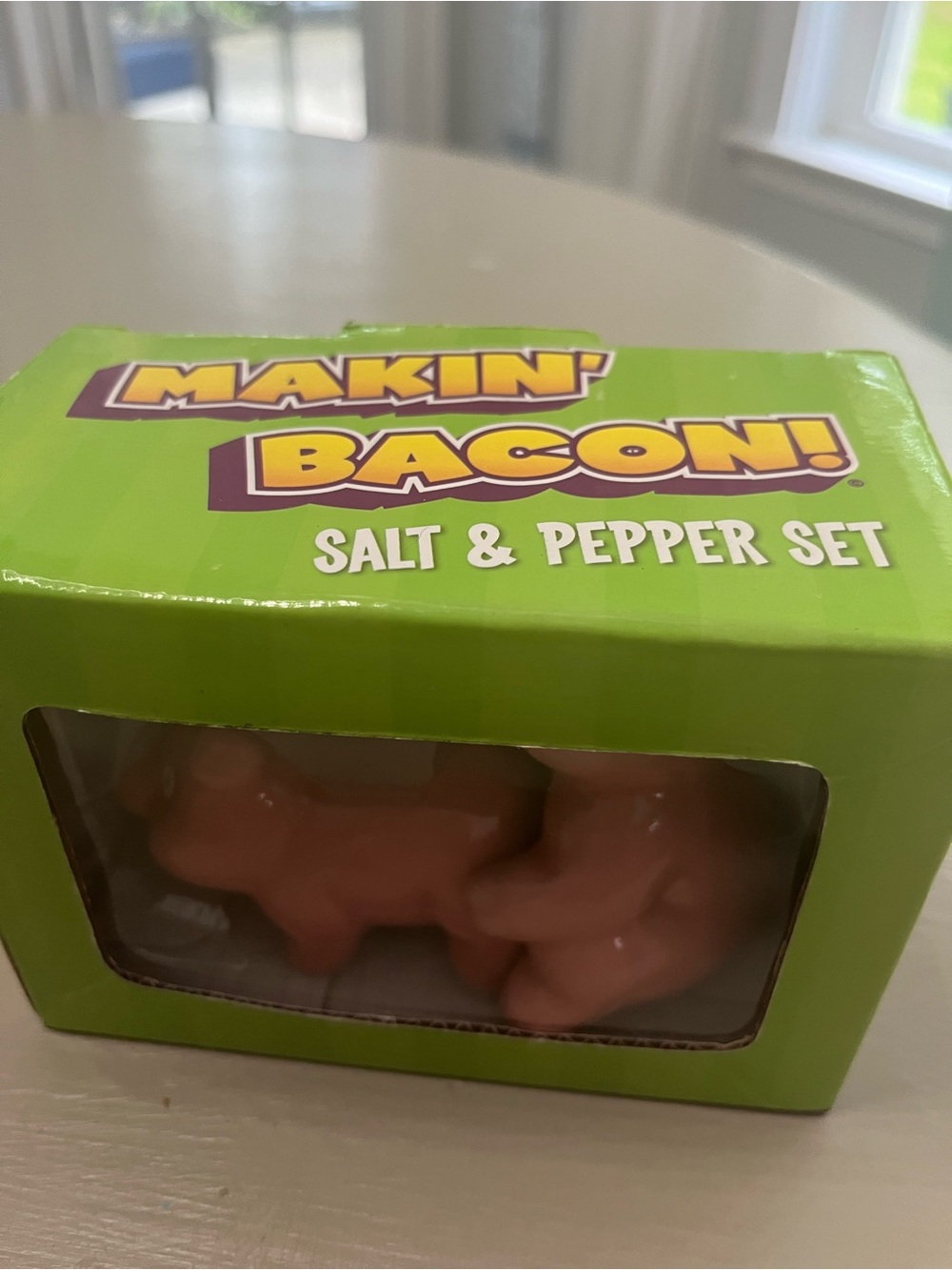 Makin' Bacon! Salt & Pepper Pig Set - Pink